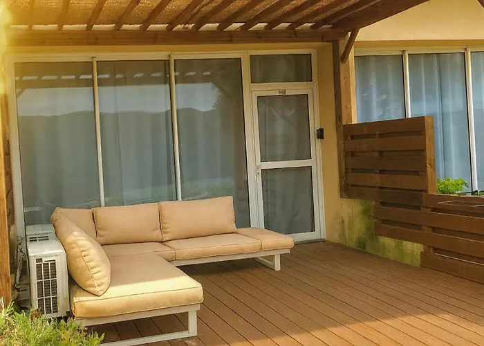 Magnifique Duplex Vue Avec Clim Wifi Piscine A Pied *