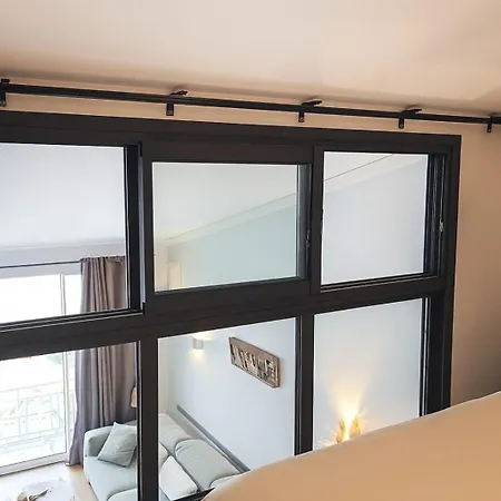 Magnifique Duplex Vue Avec Clim Wifi Piscine A Pied