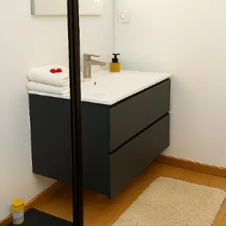 Lejlighed Magnifique Duplex Vue Avec Clim Wifi Piscine A Pied